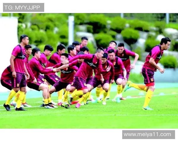 成都足球队心理素质探讨：如何在比赛中保持冷静与自信