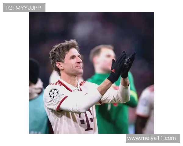 最早的足球明星回顾与传奇人物的辉煌历程探讨