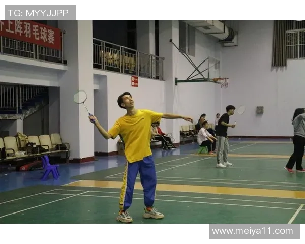 李静独家分享排球心得与技巧助你提升球技和比赛表现 李静独家分享排球心得与技巧助你提升球技和比赛表现