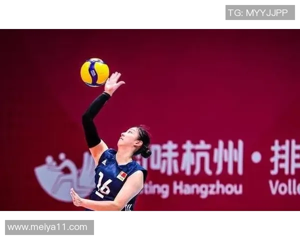 杨丽专访：从排球新星到传奇教练的成长之路与心路历程回顾